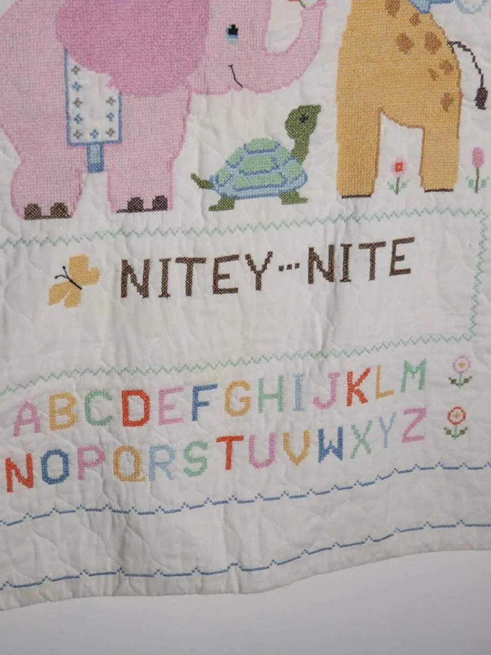 Nitey Nite Vintage Handmade Cross Stitch Baby ABC Numbers Quilt‎ Zoo Animals